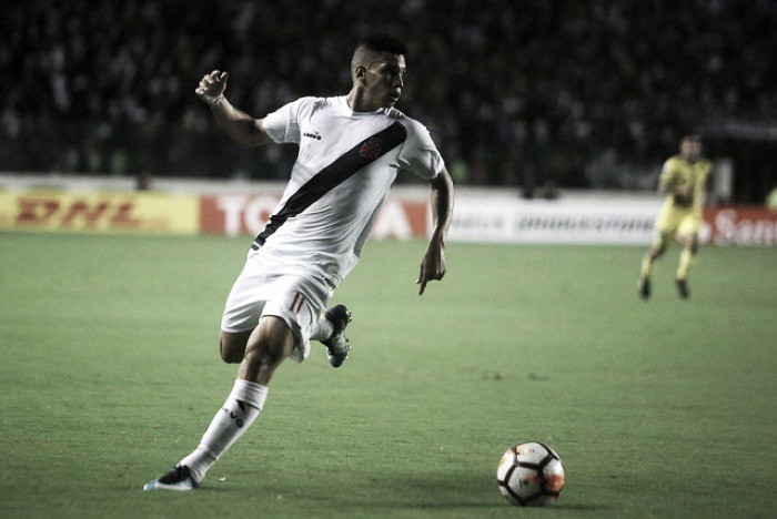Em jogo com dois gols e duas expulsões, Vasco avança na Libertadores