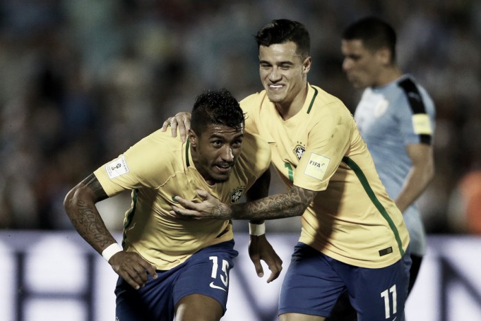 Com hat-trick de Paulinho e golaço de Neymar, Brasil atropela Uruguai e segue invicto com Tite