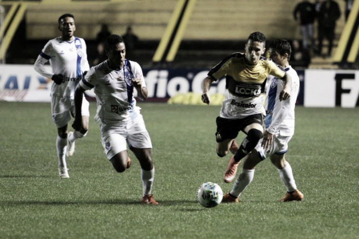 Paysandu surpreende Criciúma fora de casa e volta a vencer após nove jogos na Série B