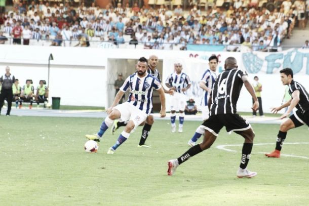 Com dois gols de Fahel, Paysandu vence Bragantino e retorna ao G-4