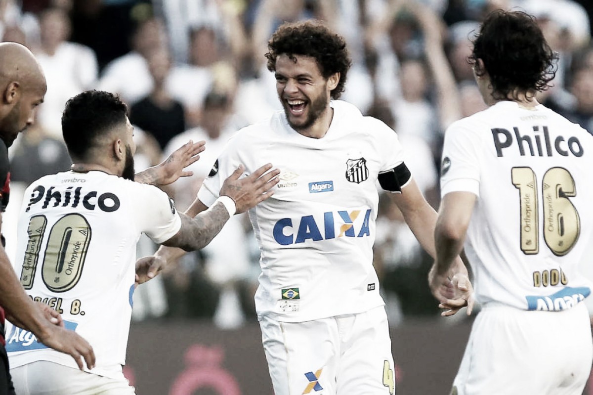 Victor Ferraz comemora vitória do Santos: "A gente sai de alma lavada"