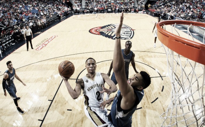 Davis lleva a la victoria a los Pelicans Davis lleva a la victoria a los Pelicans
