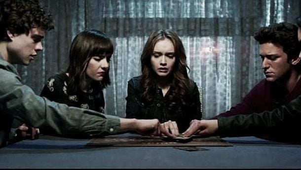Tráiler de 'Ouija', la nueva película para no pegar ojo