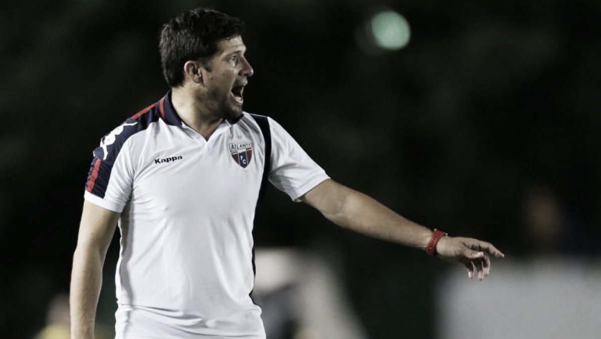 Gabriel
Pereyra: “Llevamos un nombre muy importante en el fútbol mexicano y eso lo
haremos valer” Gabriel
Pereyra: “Llevamos un nombre muy importante en el fútbol mexicano y eso lo
haremos valer”