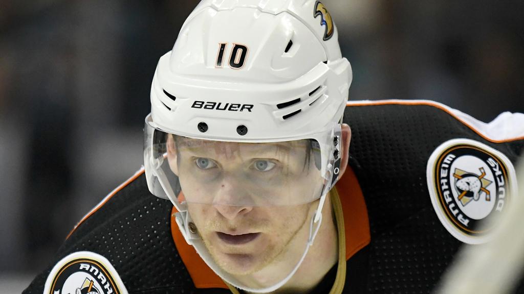 Corey Perry out for 5 months with a knee injury