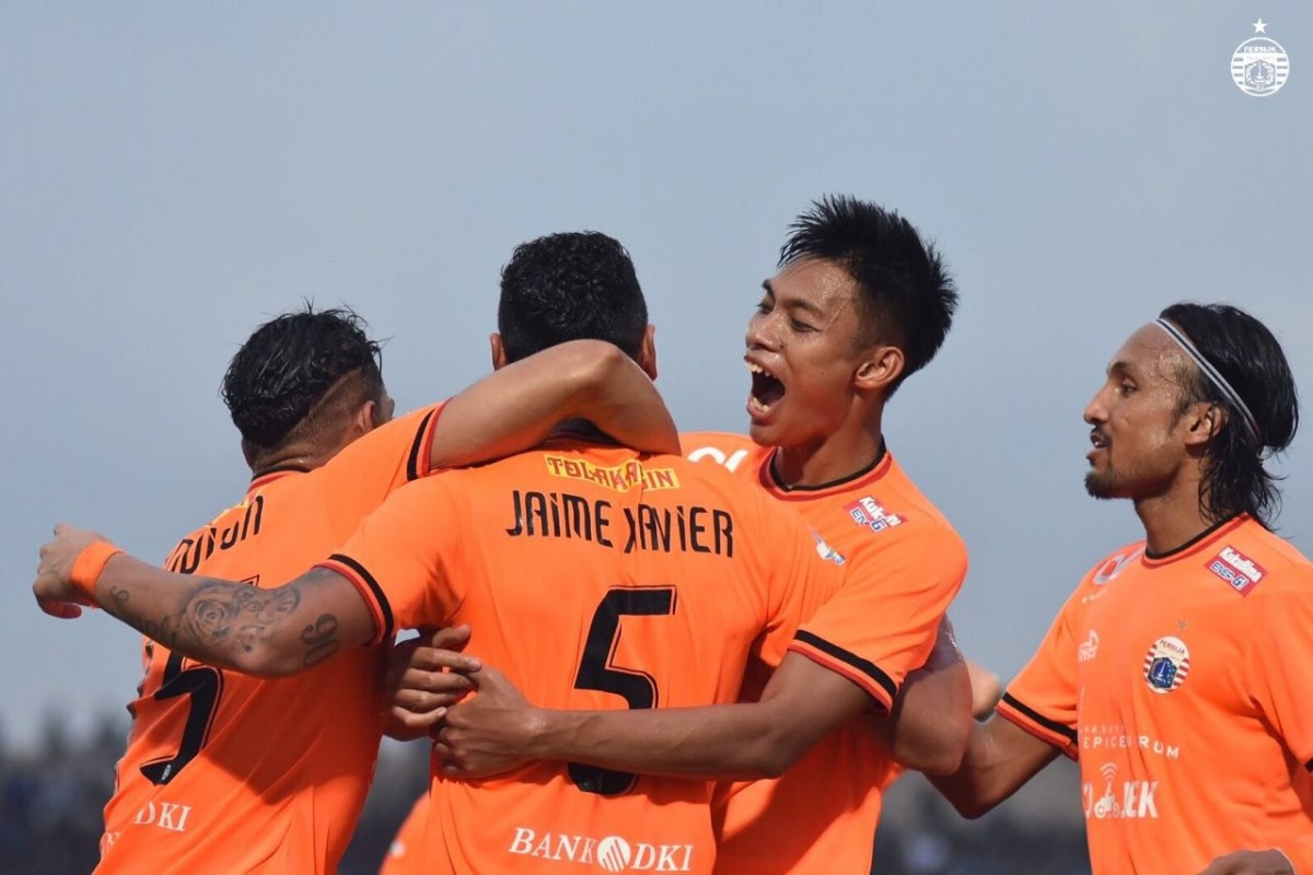 Libas PSIS, Persija ke Puncak Klasemen Liga 1