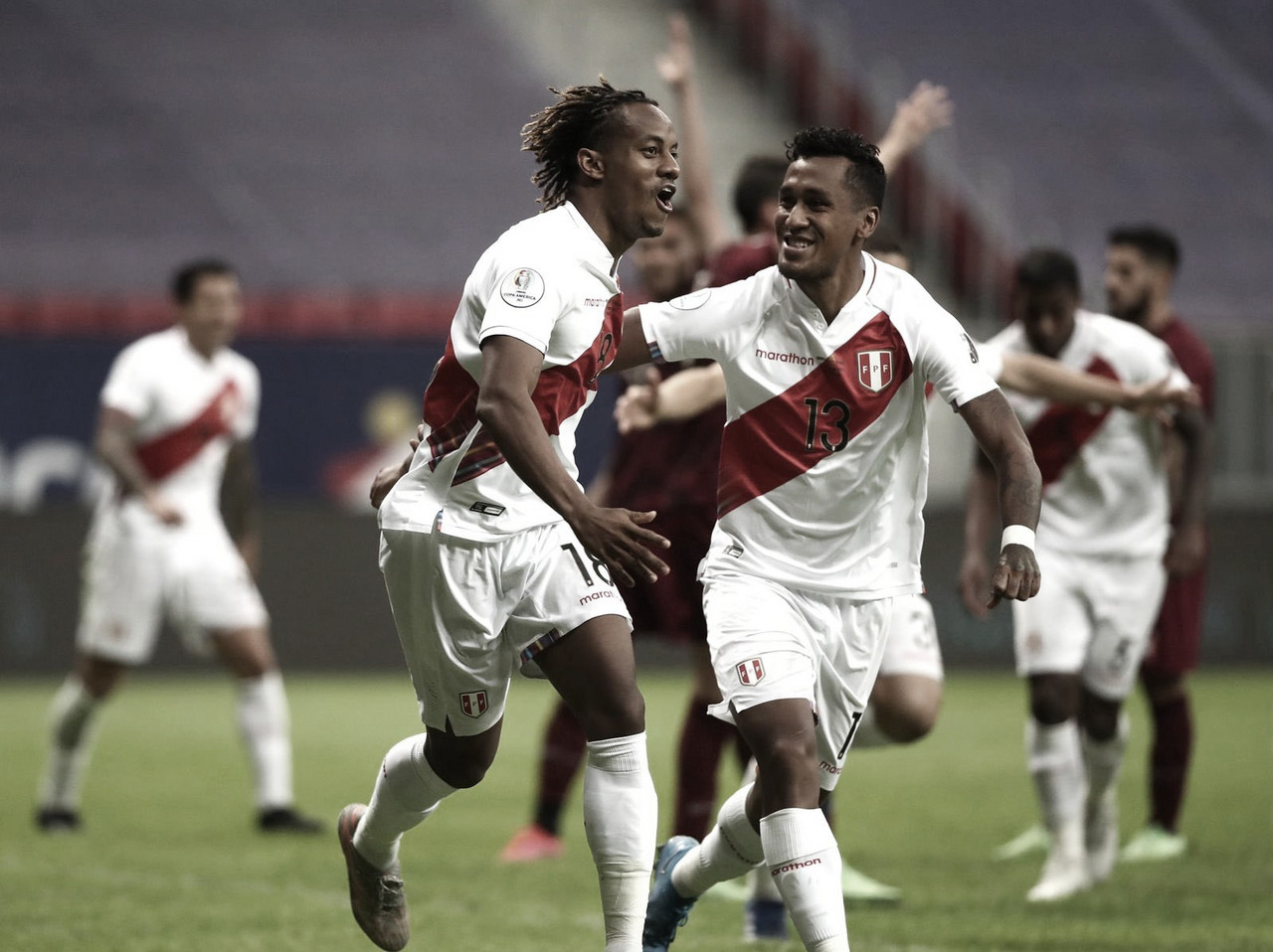 Peru resolve na bola parada e elimina Venezuela da Copa América