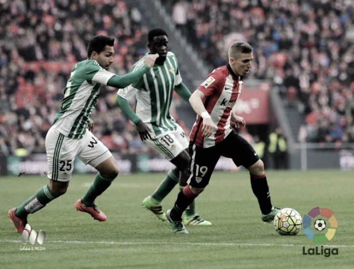 El Real Betis busca la victoria en San Mamés tras años de derrotas El Real Betis busca la victoria en San Mamés tras años de derrotas