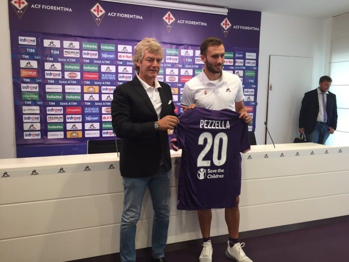 Fiorentina, Pezzella si presenta: "Ho scelto questa società per il suo progetto"