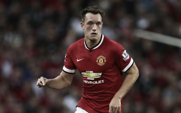 Manchester United boosted by the return of Phil Jones, who aims for Premier League dominance