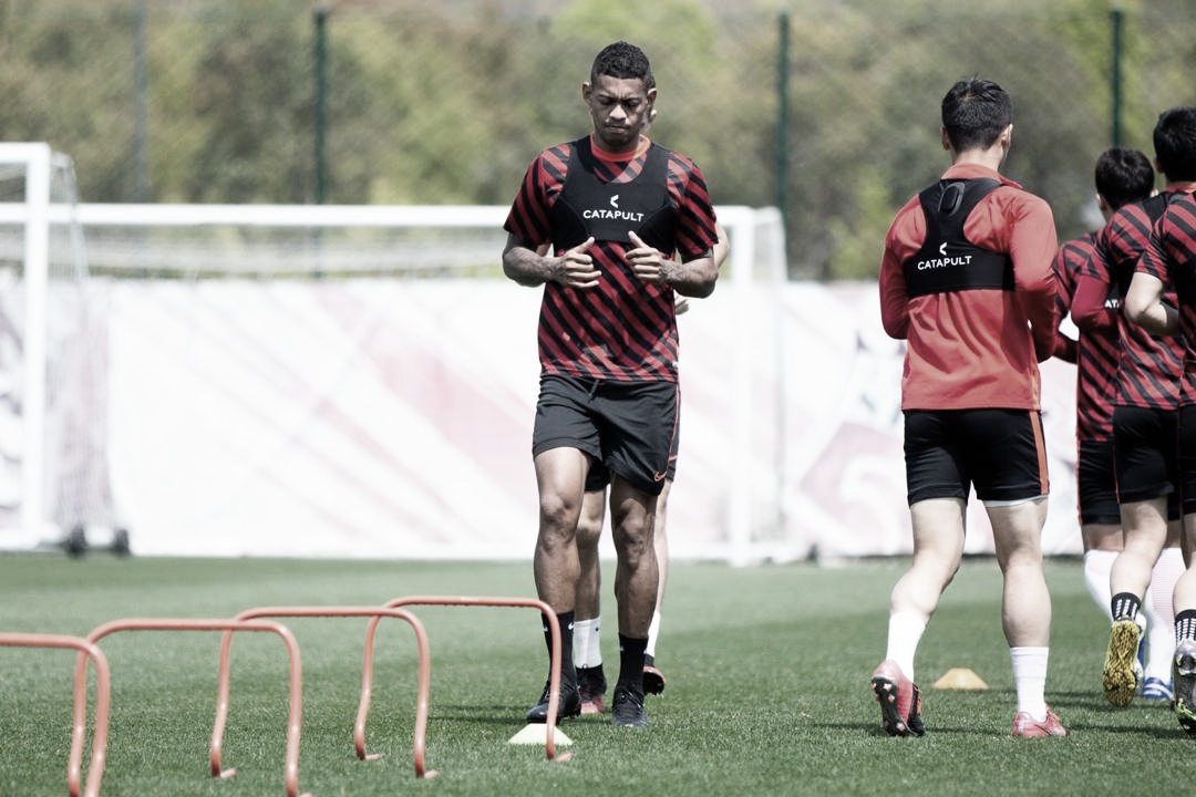 Ricardo Lopes busca evolução e boa temporada no Shanghai SIPG Ricardo Lopes busca evolução e boa temporada no Shanghai SIPG