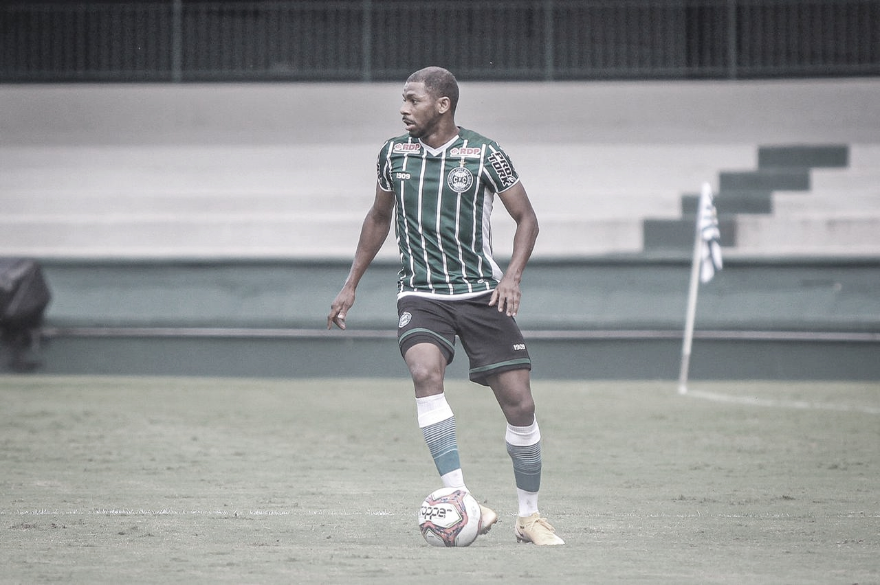 Waguininho comemora boa fase do Coritiba e mira retorno à elite