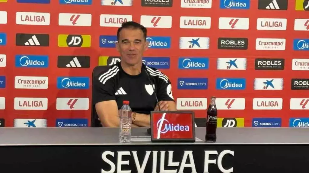 Luis García Plaza: "Nos jugábamos la vida en casa" — el Sevilla gana 1-0 y respira en la lucha por la permanencia — image 1