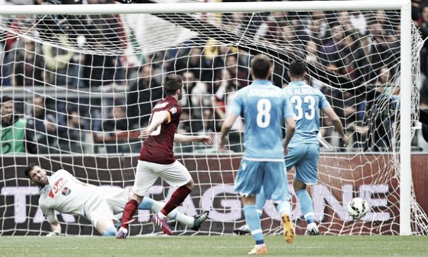 Napoli, la disfatta di Roma allontana l'obiettivo Champions League