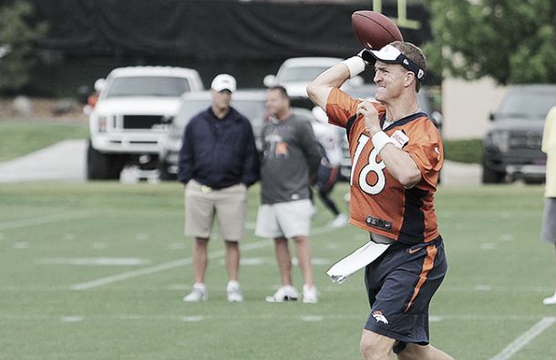Peyton Manning diz estar motivado com mudanças dos Broncos para esta temporada