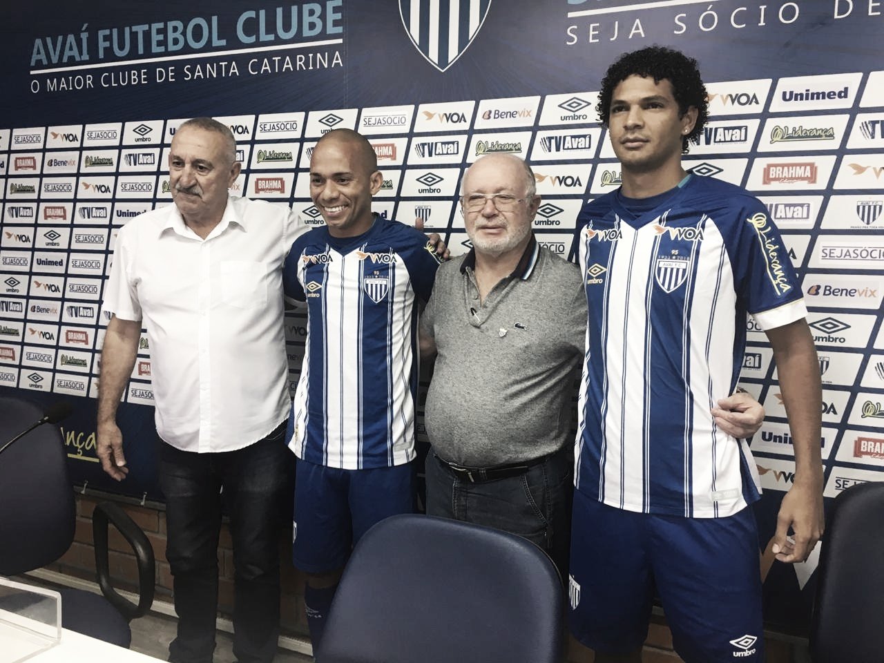 Avaí apresenta reforços Paulinho e Luanderson, destaques do Marcílio Dias no Catarinense