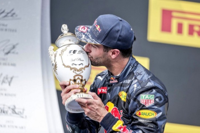 Daniel Ricciardo: "Mercedes tenía un poco más"