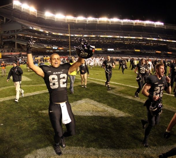 Poetry In Motion: Edgar Allen Poe Scores Late Touchdown To Give Army Homecoming Victory