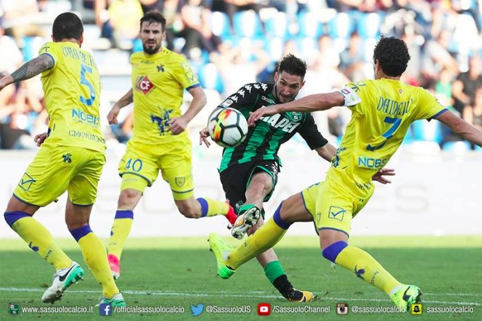 Coppa Italia - Politano abbatte il Bari nel finale: 2-1 e Sassuolo agli ottavi