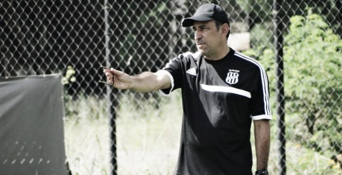Após empate diante do Botafogo-SP, Ponte Preta anuncia demissão do técnico Vinícius Eutrópio