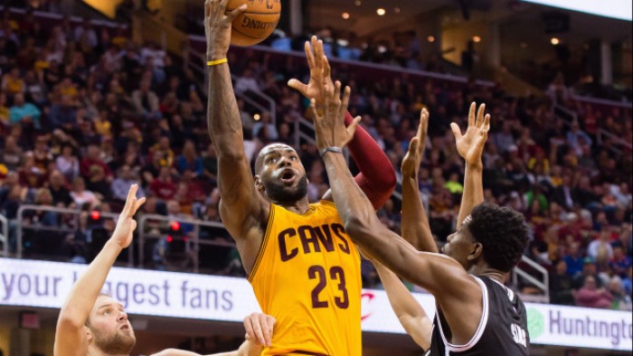 NBA, torna LeBron e Cleveland vince. Chicago passa a Houston e spera ancora