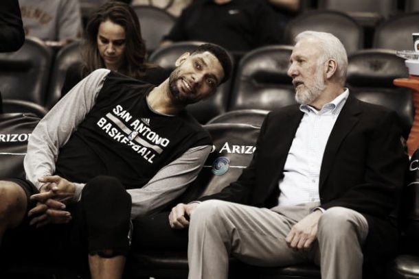 Nba, Popovich scherza su Duncan: "Che noia un altro anno con lui..."