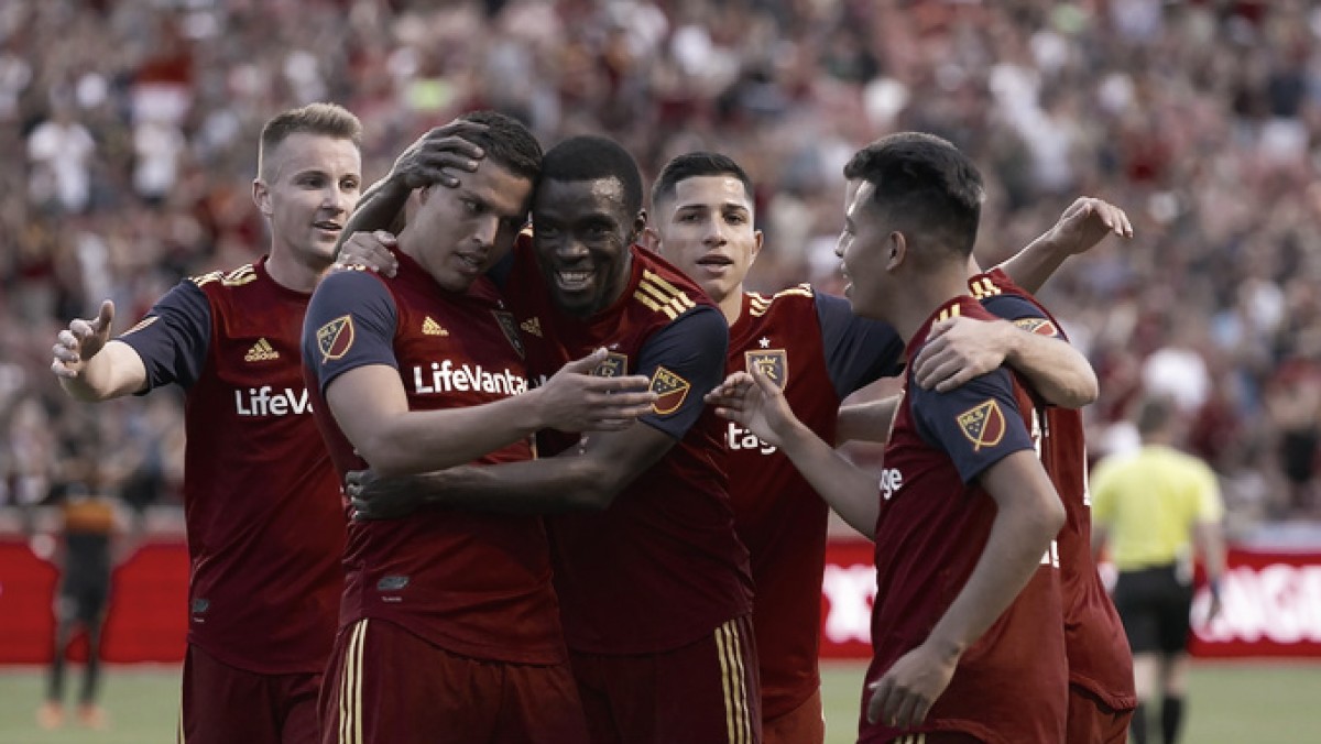 Real Salt Lake somete al Dynamo Real Salt Lake somete al Dynamo