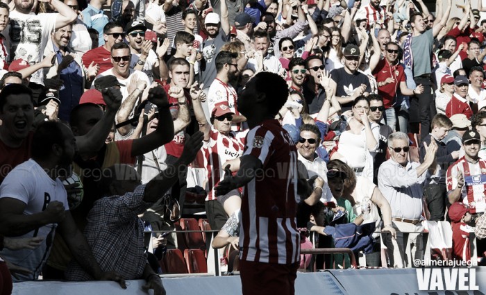 Fotos e imágenes del UD Almería 3-2 Bilbao Athletic, jornada 35 de la Liga Adelante