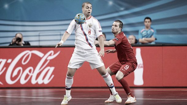 Rusia primera tras empatar con Portugal en una segunda parte loca