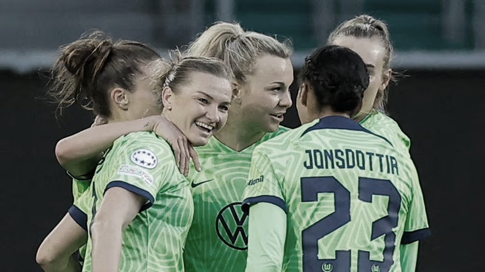 Wolfsburg arranca empate contra PSG e avança na Champions Feminina