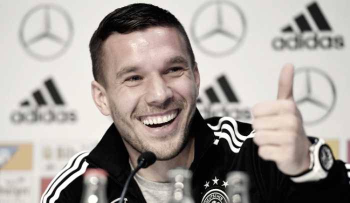 Podolski portará la cinta de capitán en su retirada de la 'Mannschaft'