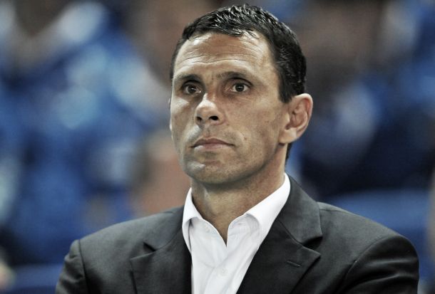 Poyet in contention for Leeds United job