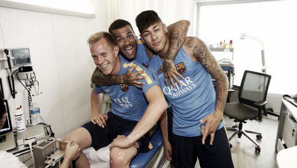Neymar, Dani Alves, Messi, Mascherano y Ter Stegen pasan las pruebas médicas