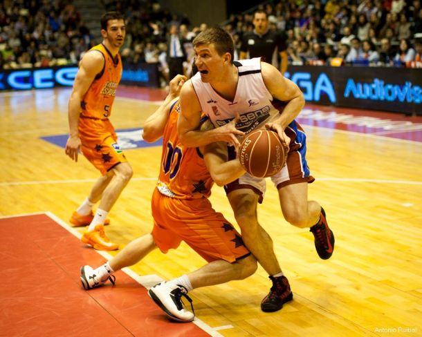 Río Natura Monbus - Valencia Basket: un triunfo que permita mirar hacia arriba