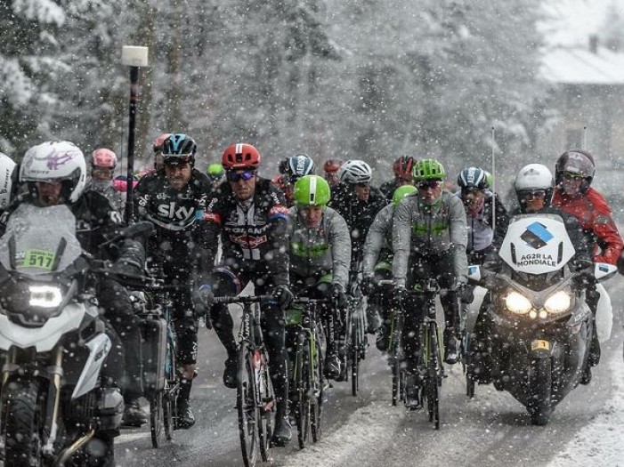 Cancelada la tercera etapa de la París-Niza a causa de la nieve