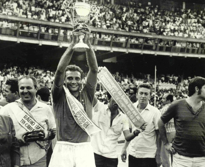 Procópio Cardozo: ex-zagueiro do Cruzeiro celebra 50 anos da Taça Brasil de 1966