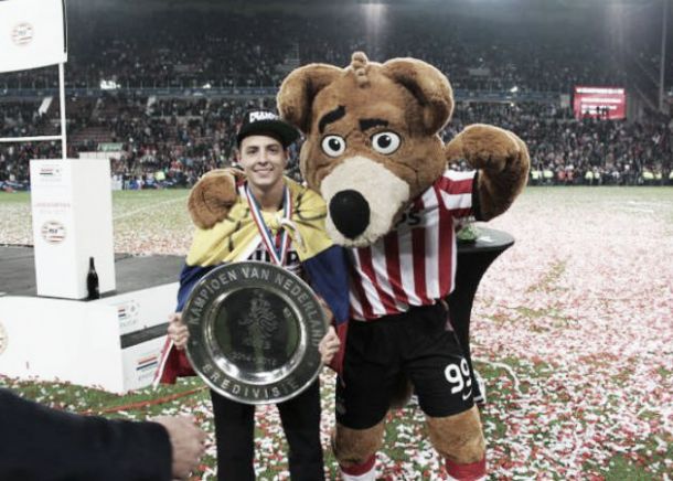 Santiago Arias, en el once ideal de la Eredivisie