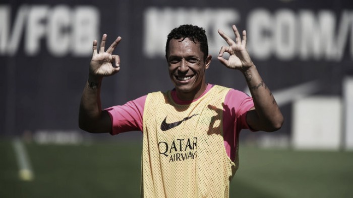 Resúmenes FC Barcelona 2015/16: Adriano Correia, papel más que secundario