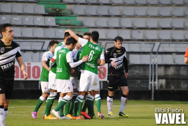 Fotos e imágenes del Racing de Ferrol 2 - 1 C.D. Lealtad, 19ª jornada de Segunda División B Grupo 1