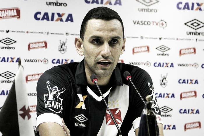 Zagueiro Rafael Marques é apresentado no Vasco e relata: "Escolhi o clube pela grandeza"