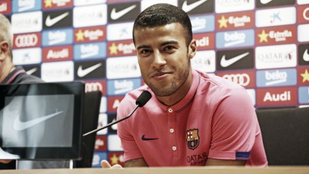 Rafinha signs a new deal with Barcelona