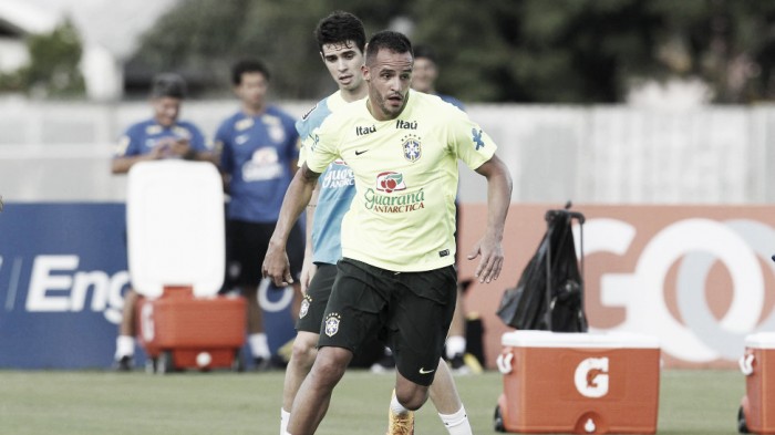 Renato Augusto se coloca à disposição de Dunga após empate com Uruguai