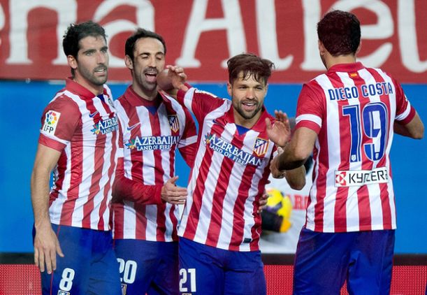 Com retorno de Filipe Luis, Atlético de Madrid enfrenta o Osasuna em Pamplona para se manter entre os lideres