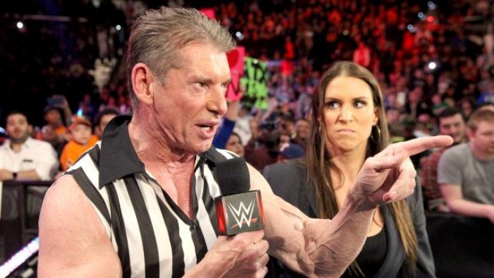 WWE RAW Review 1/4/16