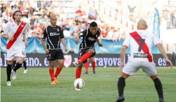El Granada CF tratará de llevarse por primera vez tres puntos de Vallecas