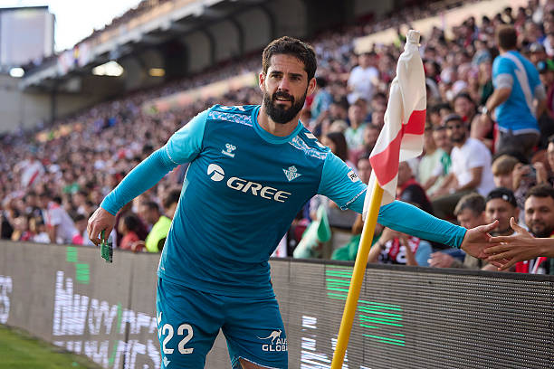 Rayo Vallecano 2-2 Real Betis: I Verdiblancos rimontano due gol di svantaggio a Vallecas Rayo Vallecano 2-2 Real Betis: I Verdiblancos rimontano due gol di svantaggio a Vallecas