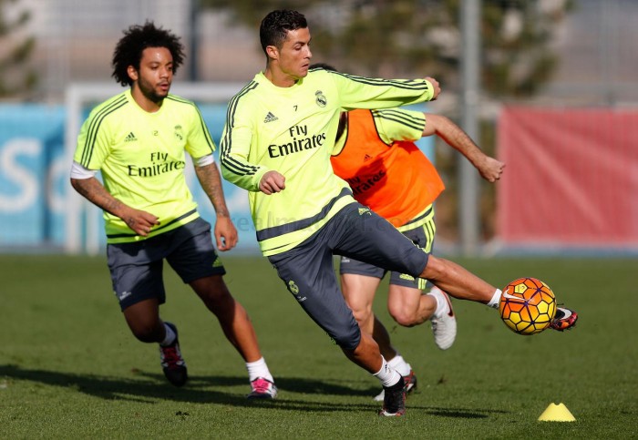 Último entrenamiento del Real Madrid antes de viajar a Sevilla
