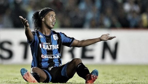 Amargo retorno para Ronaldinho