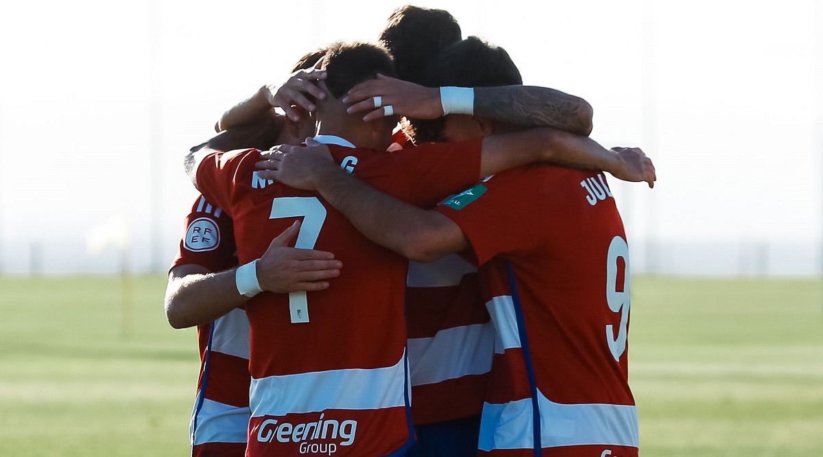 Alineaciones de antequera club de fútbol contra granada b