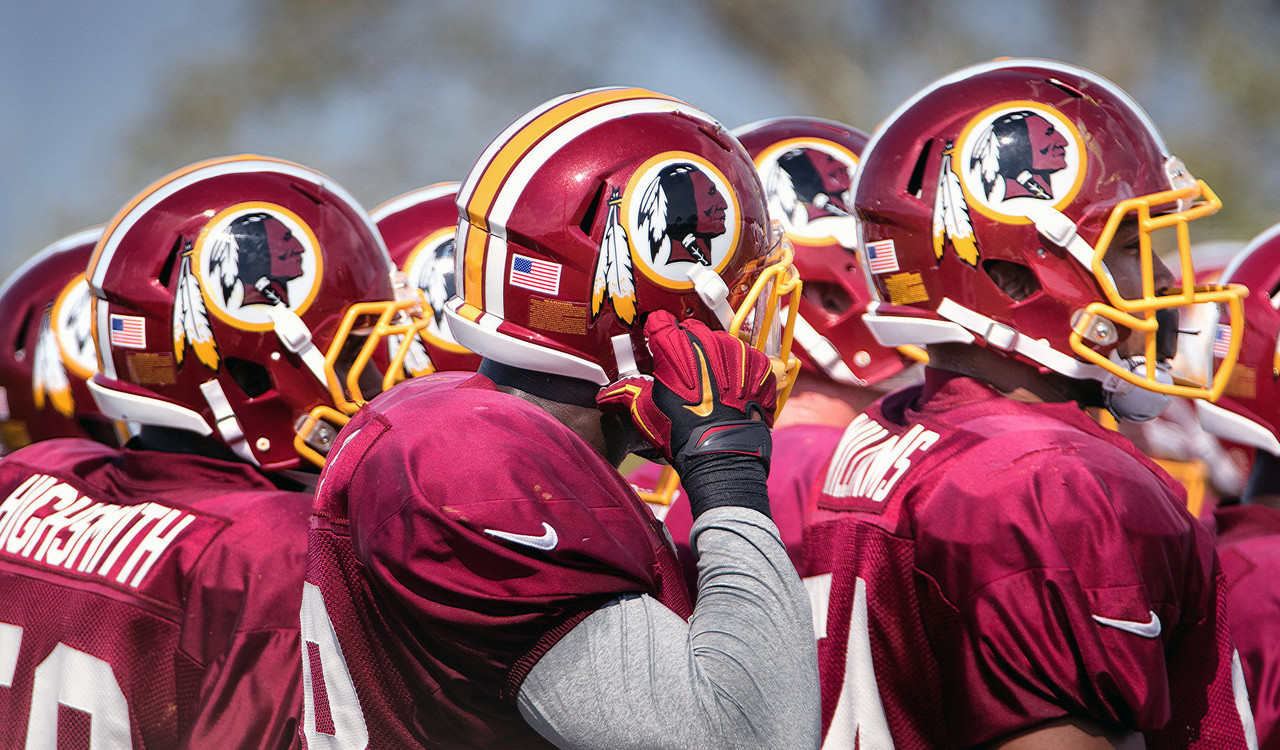 Washington Redskins to have a review of team nickname